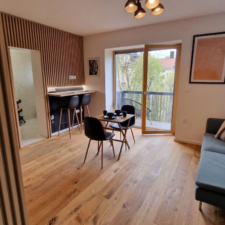 Upgrade Ljubljana Apartamento Exterior foto